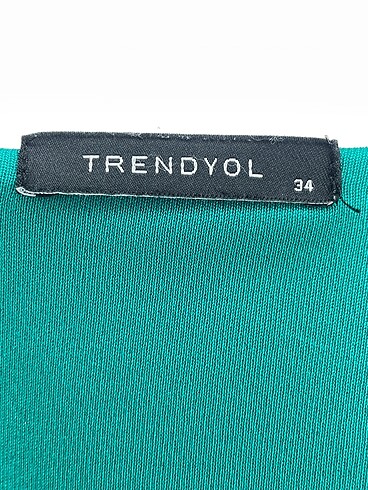 34 Beden çeşitli Renk Trendyol & Milla Kısa Elbise %70 İndirimli.