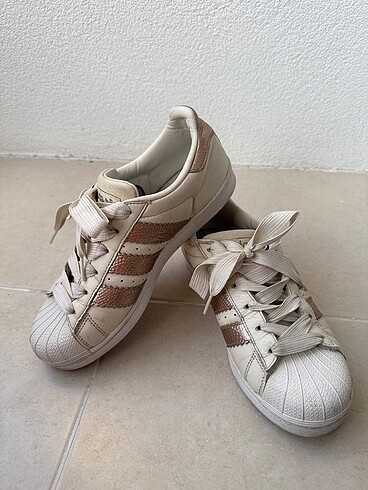 39,5 Beden Superstar
