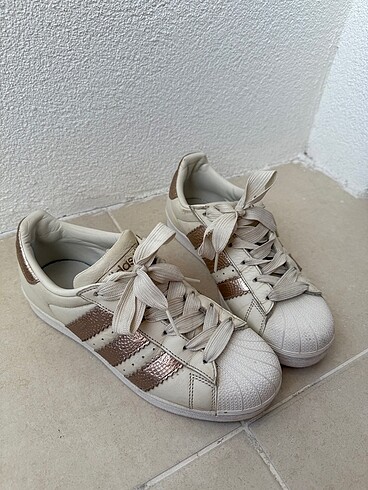 Superstar