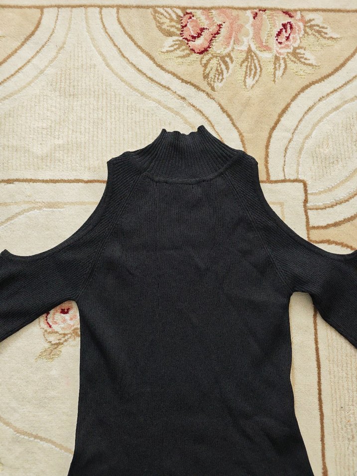 zara Siyah Uzun Kollu omuzları açık elbise - Görsel 2