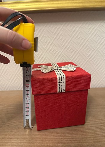 Kırmızı Kurdeleli Hediye Kutusu - Görsel 4