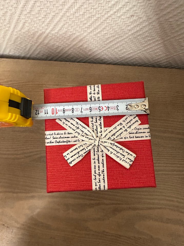 Kırmızı Kurdeleli Hediye Kutusu - Görsel 5