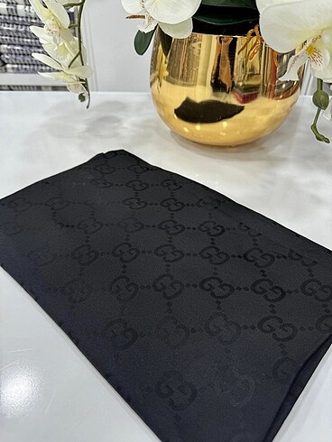 Gucci Desen Pamuk İpeksi Jakar Şal