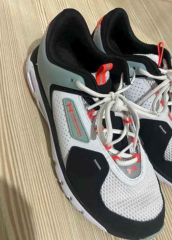 Under Armour Erkek Spor Ayakkabı Beyaz Gri - Görsel 2