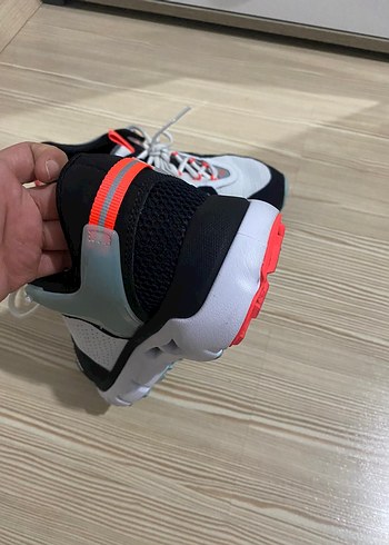 Under Armour Erkek Spor Ayakkabı Beyaz Gri - Görsel 5