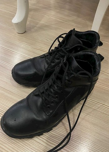 Siyah Bağcıklı Erkek Deri Bot - Görsel 2