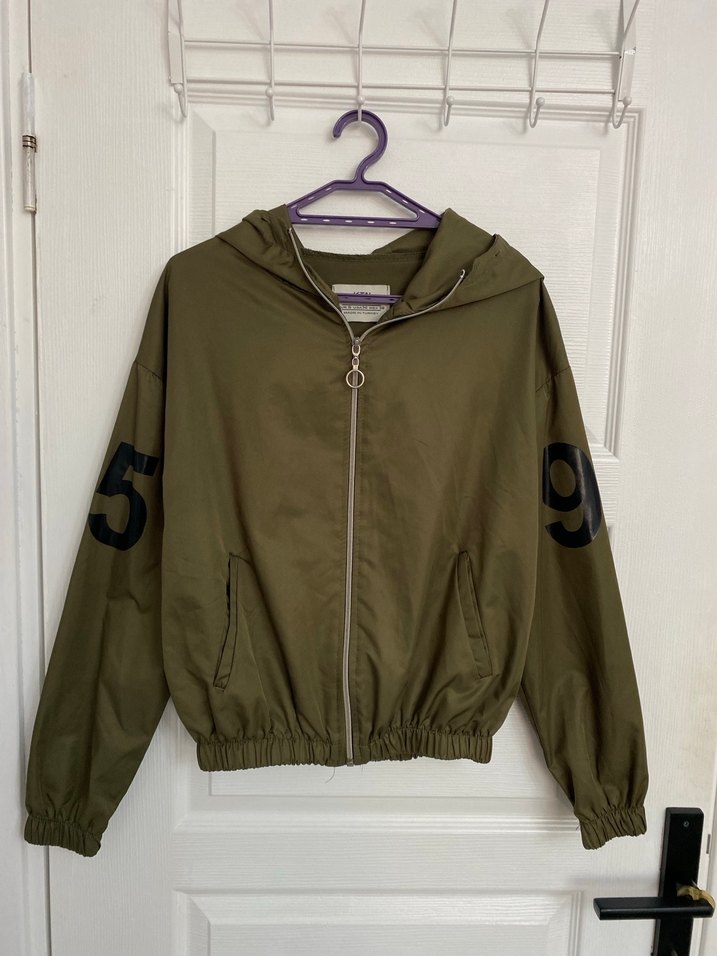 Koton yağmurluk - Görsel 2