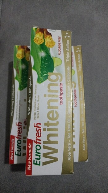 3 adet Farmasi 112 gr aloe veralı ginsengli karbonatlı misvaklı