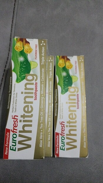 Farmasi 3 adet Farmasi 112 gr aloe veralı ginsengli karbonatlı misvaklı