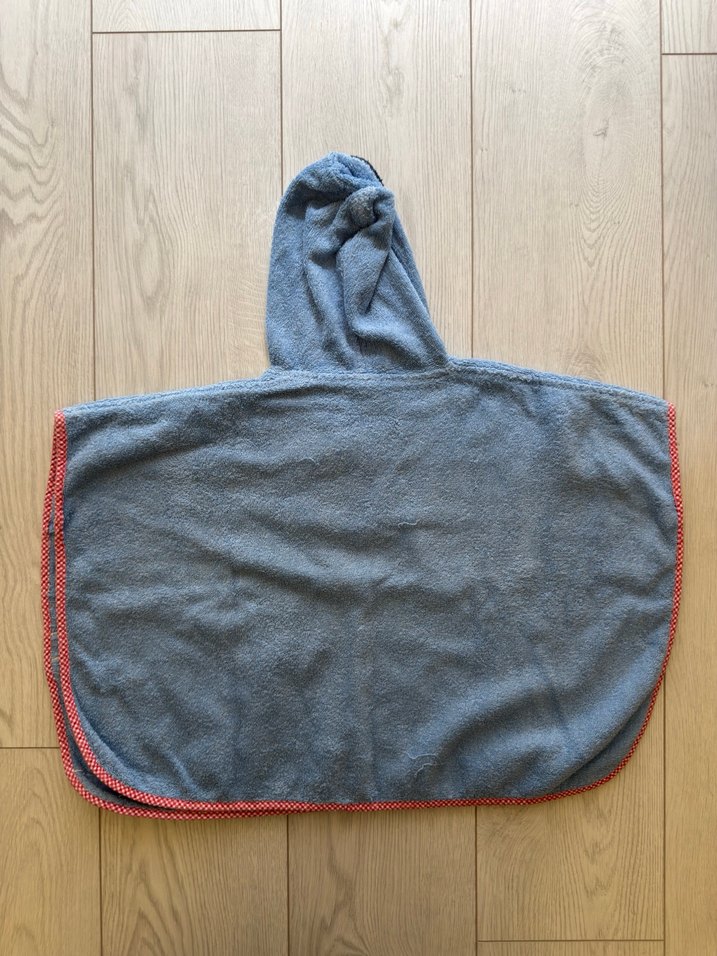 Kapüşonlu Erkek Çocuk Havlu Panço - Görsel 2