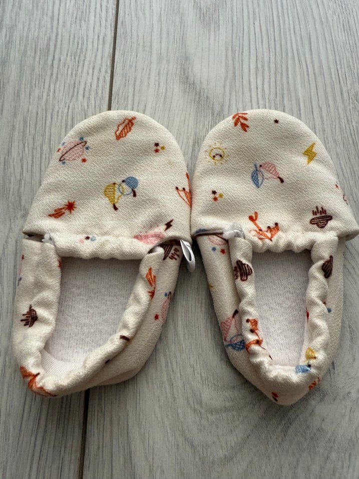 Bebekler için Renkli Baskılı Triko Ev Ayakkabısı 20 No - Görsel 2