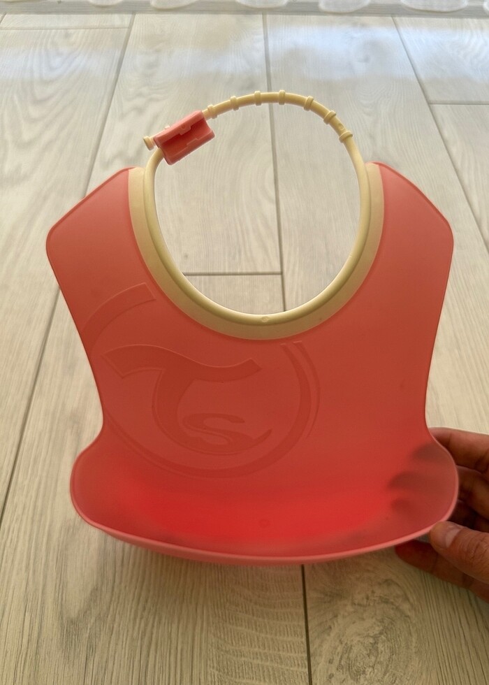 Silikon bebek mama önlüğü fuşya - Görsel 3