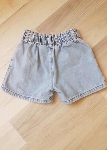 Nakışlı Düğmeli Kız Kot Şort - Görsel 2