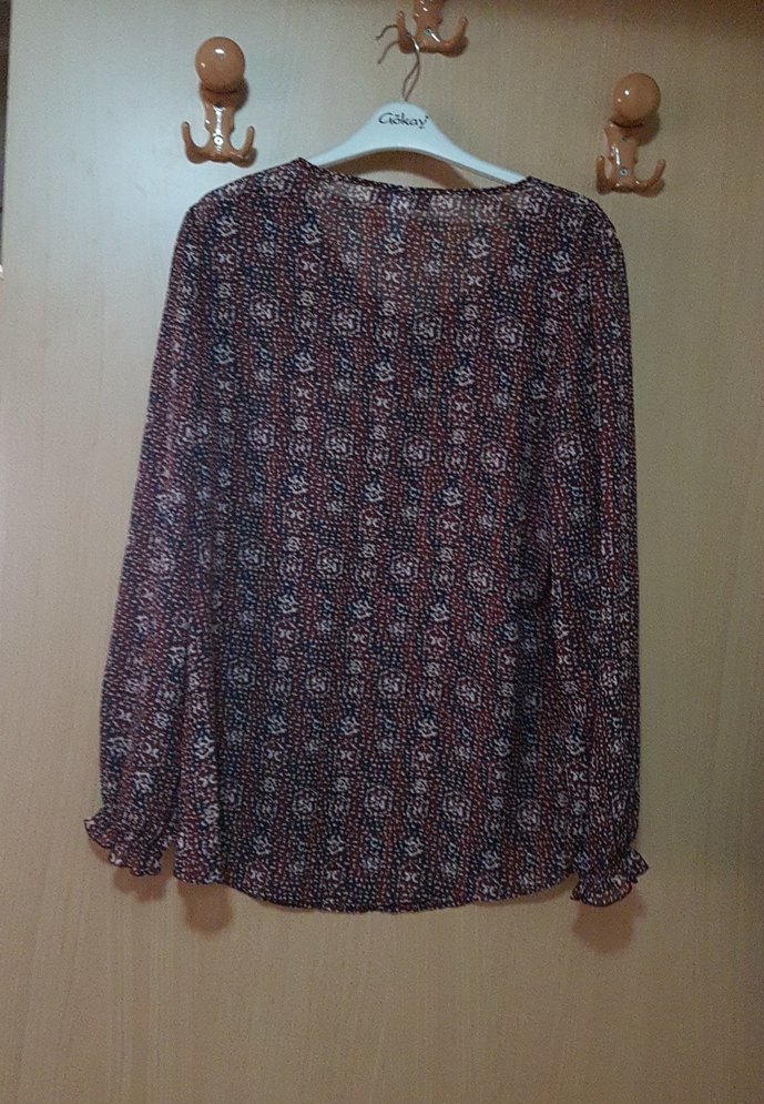 Bordo V Yakalı Bohem Düğmeli Kadın Bluz - Görsel 2