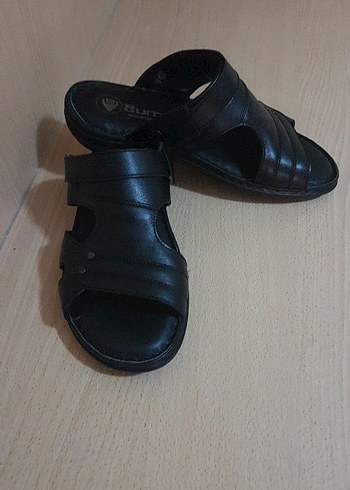 Diğer Erkek Siyah Tokalı Deri Terlik