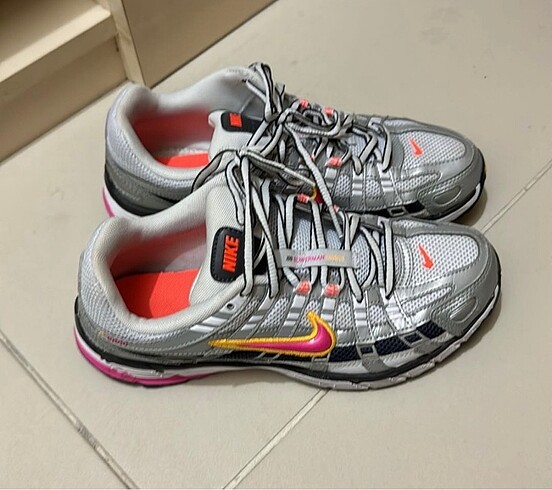 Nike Nike ayakkabı p6000