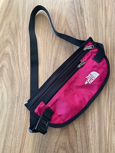 North face bel çantası