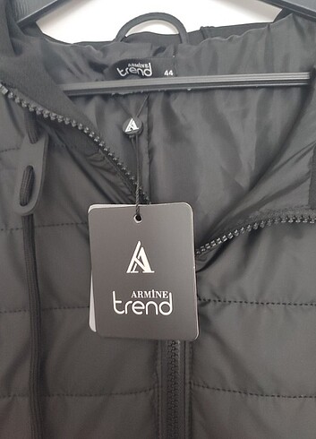 44 Beden siyah Renk Armine trend mont