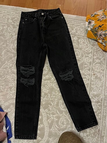 Yırtıklı Kot Jean
