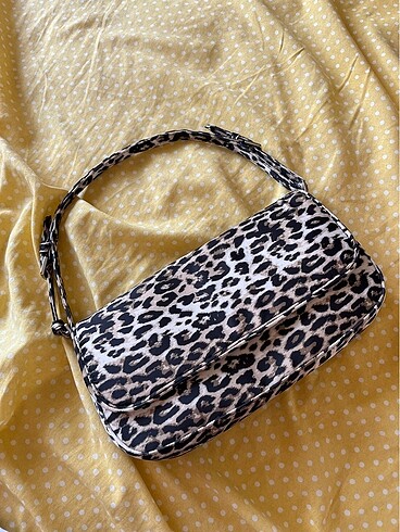 Beden ZARA LEOPARLI CANTA