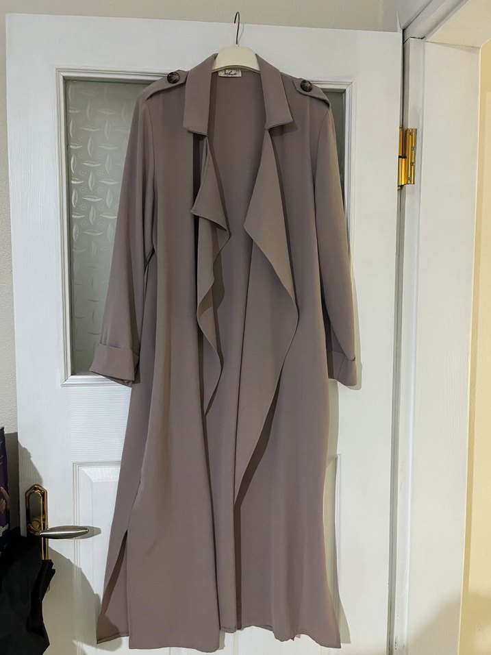 Bej Uzun Kadın Trençkot Düğmeli - Görsel 2