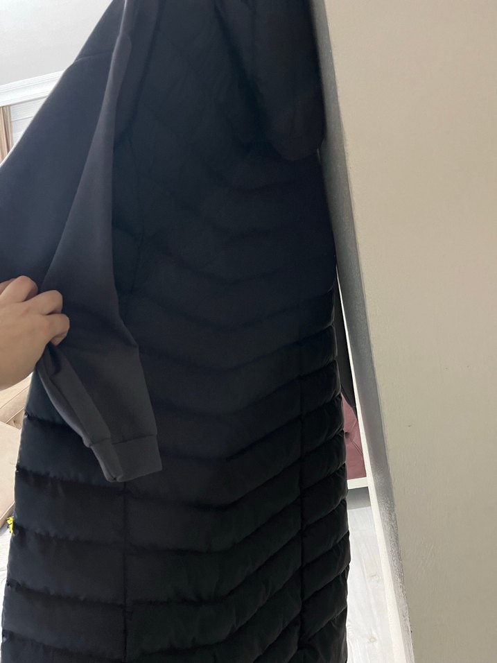 Uzun Siyah Kürklü Kadın Yelek - Görsel 2