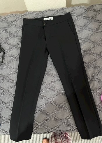 Düğmeli Siyah Midi Kumaş Kadın Pantolon - Görsel 2