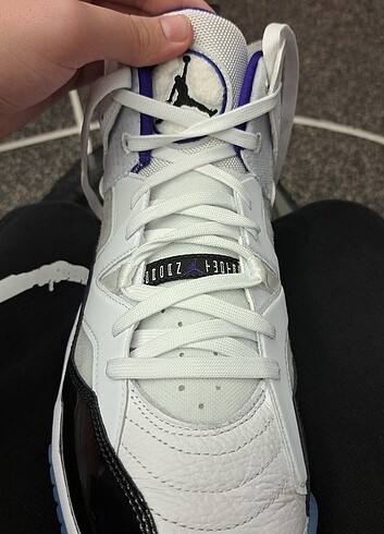 Jordan jumpman two trey