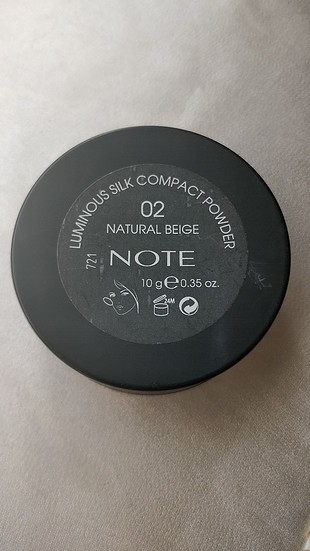 diğer Beden Note luminous silk compact powder