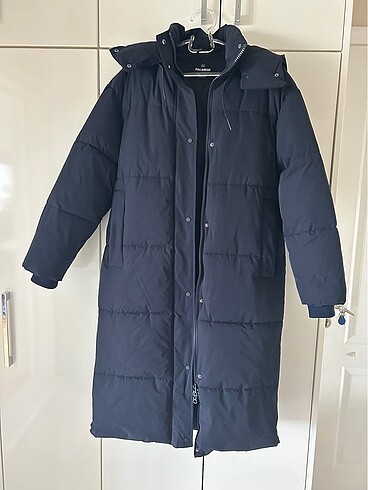 PULL&BEAR MONT