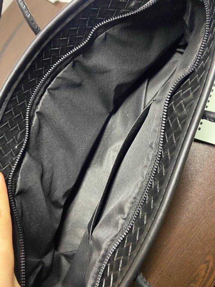 Siyah Deri Fermuarlı Kadın Çanta - Görsel 5