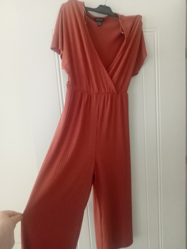 ı V Yaka Pilili Hamile Tulum - Görsel 2