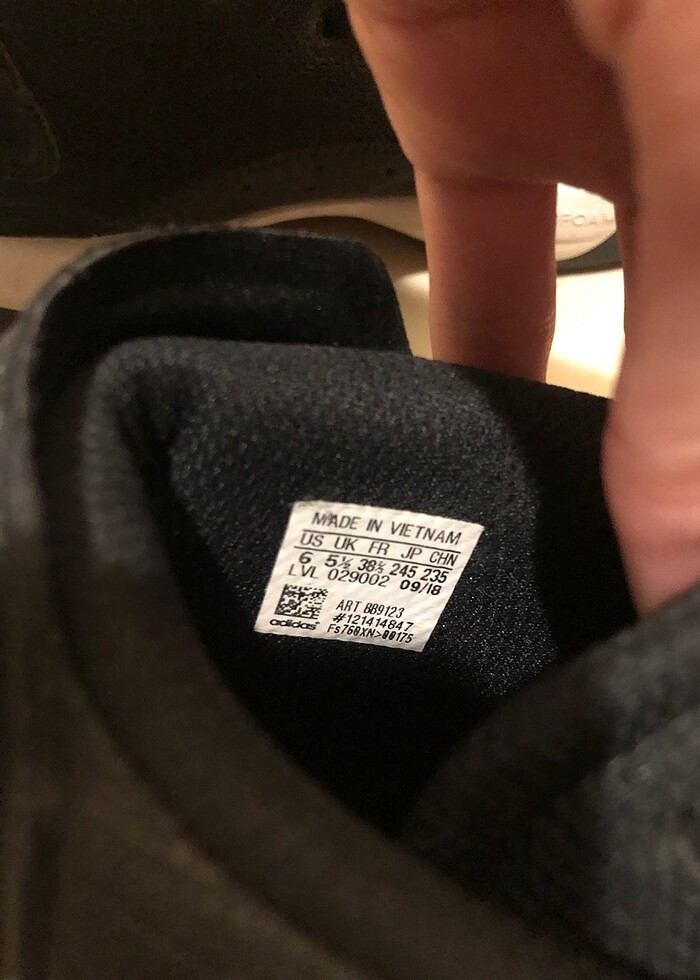 Adidas ayakkabı - Görsel 2