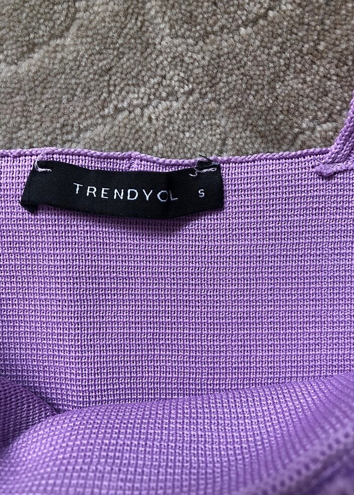 Dekolteli bluz - Görsel 2