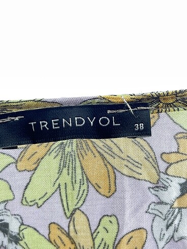 38 Beden çeşitli Renk Trendyol & Milla Günlük Elbise %70 İndirimli.