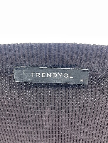 m Beden siyah Renk Trendyol & Milla Bluz %70 İndirimli.