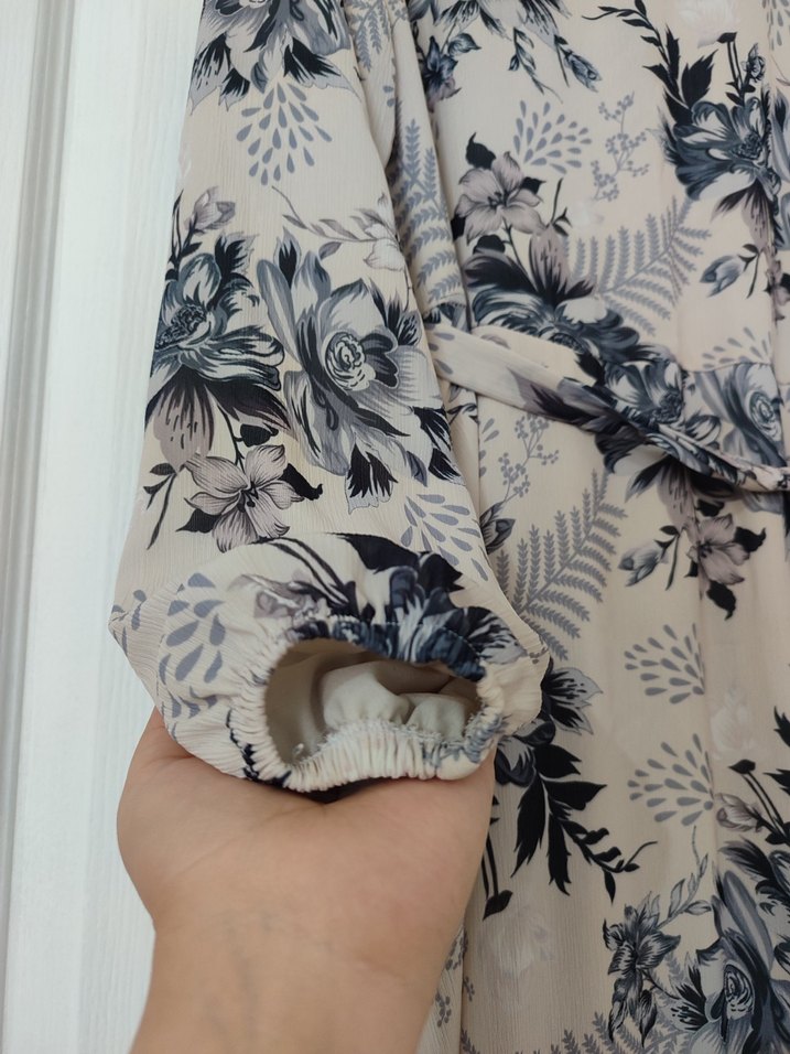 Çiçek Desenli Uzun Elbise - Görsel 3