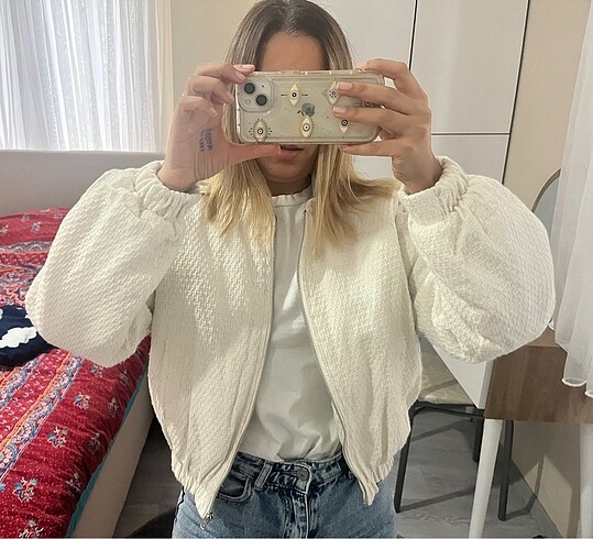 Milla Bomber Beyaz Kısa Ceket Mont