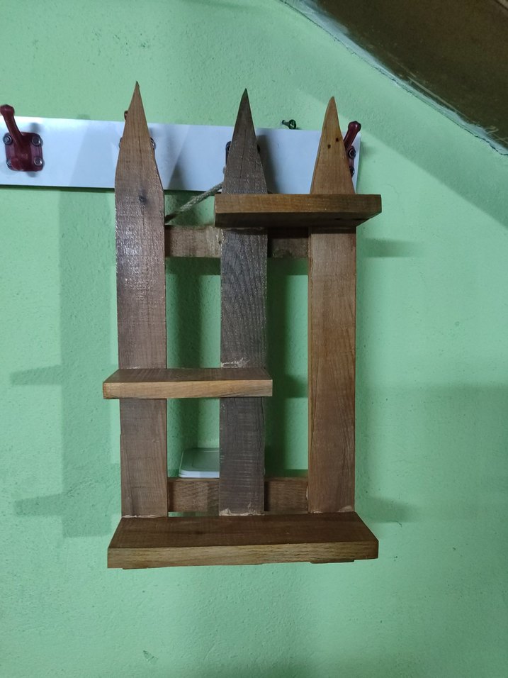 Bej Çocuk Rafı, Koyu Tonlu Ahşap - Görsel 4