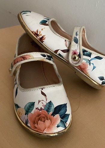 H&M Çiçek Desenli Tokalı Kız Babet - Görsel 2