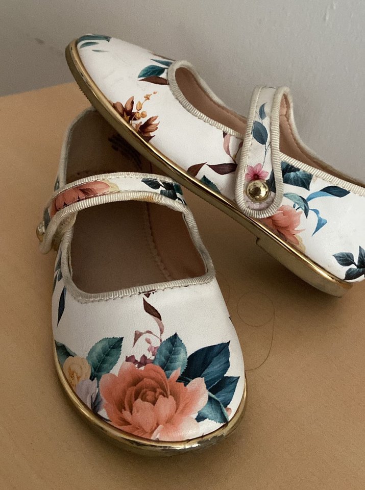 H&M Çiçek Desenli Tokalı Kız Babet - Görsel 2