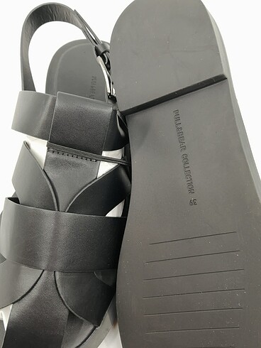 39 Beden siyah Renk Pull&bear sandalet sıfır ürün orjinal