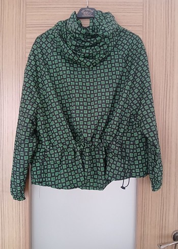 Yeşil Desenli Fermuarlı Kadın Ceket - Görsel 3