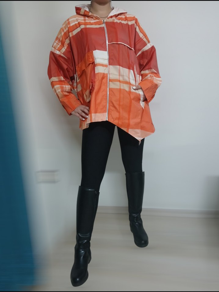 Turuncu Midi Boy Kadın Yağmurluk - Görsel 3