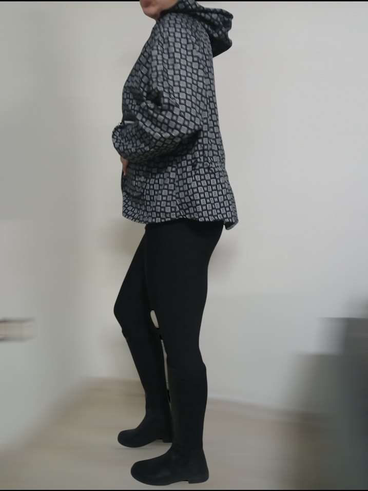 Siyah Kemerli Midi Kadın yağmurluk,rüzgarlık kapşonlu - Görsel 3