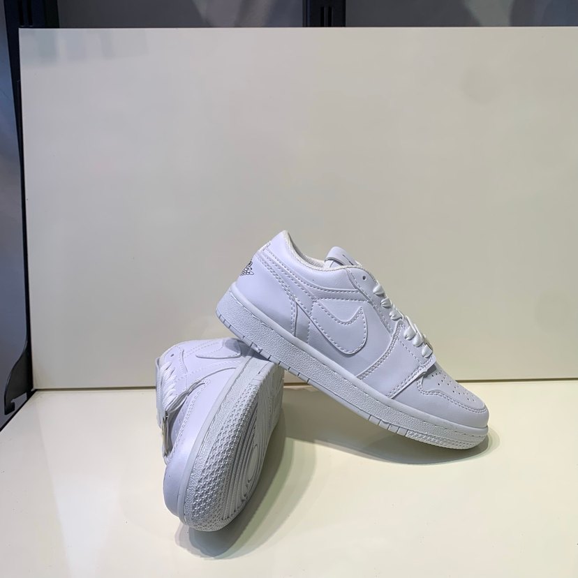 NİKE AİR JORDAN KISA BEYAZ SNKEAR - Görsel 2