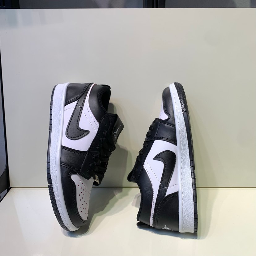 Siyah Beyaz Stiletto Topuklu Kadın Spor Ayakkabı - Görsel 3