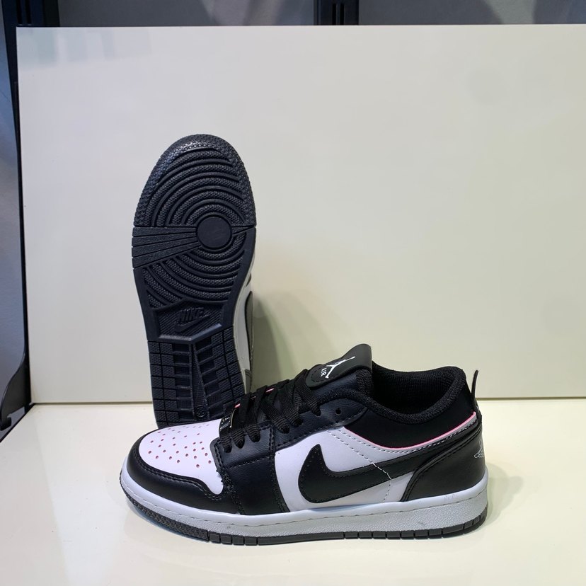 NİKE AİR JORDAN KISA SİYAH BEYAZ SNKEAR - Görsel 2