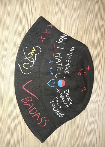 Siyah Punk Tarzı Kadın Şapka