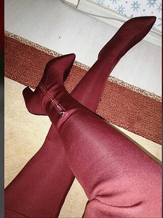 Butik ürünü streç çizme
